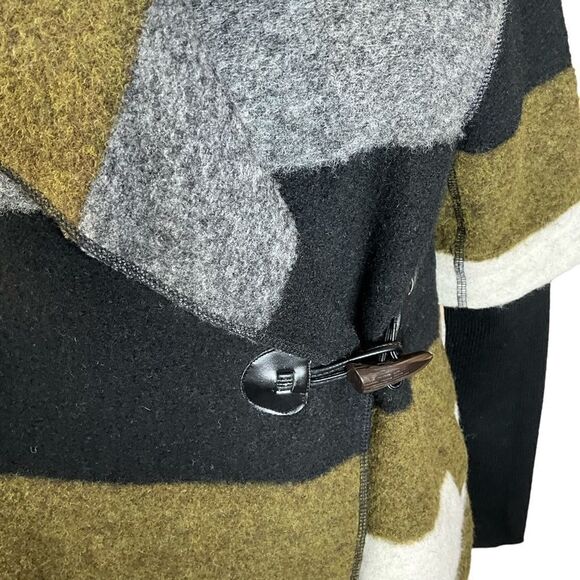 Line The Label Wool Blend Jacket Size S/P Toggle Closure Striped Warm - Picture 3 of 16